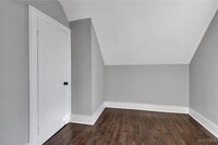 Building Photo - 2 Dewitt St