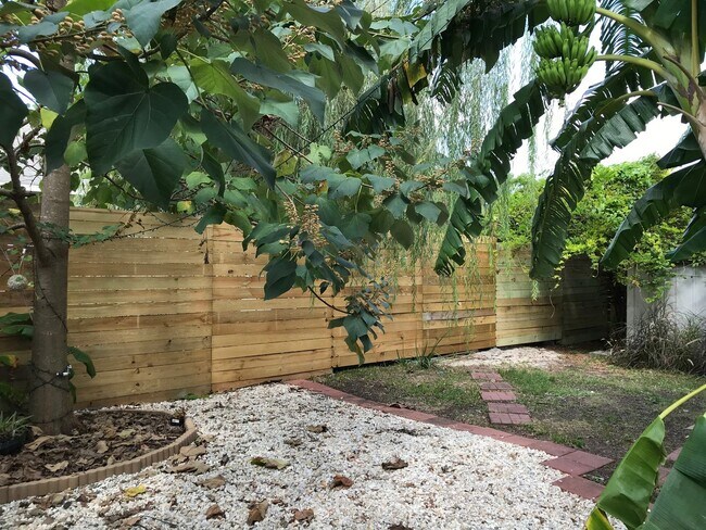 Building Photo - General Ogden