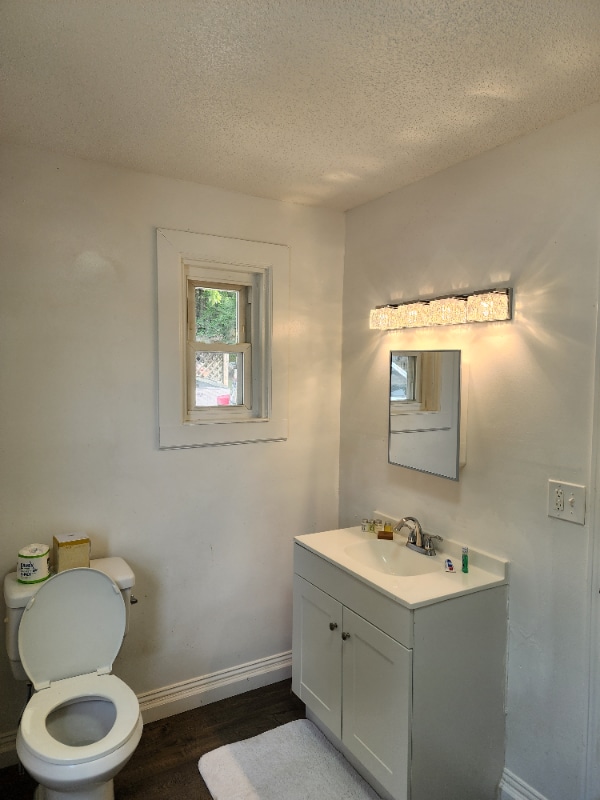 Building Photo - 302 Laurel Hill Ave