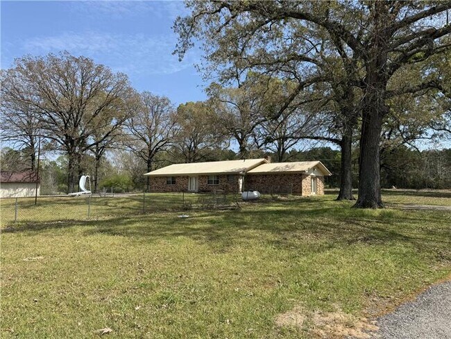 Building Photo - 6321 US Hwy 79 N