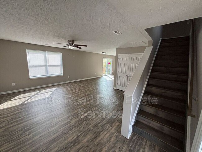 Building Photo - 209 Wexford Dr