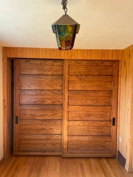 Living Room - 4806 W Ridge Rd