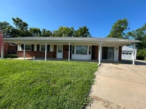 Building Photo - 144 McCraw Dr