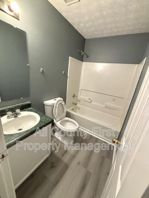 Building Photo - 4504 Carriage Park Dr
