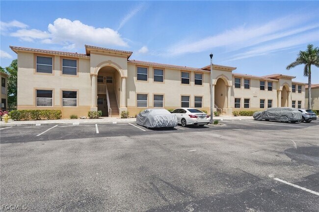 Building Photo - 15430 Bellamar Cir