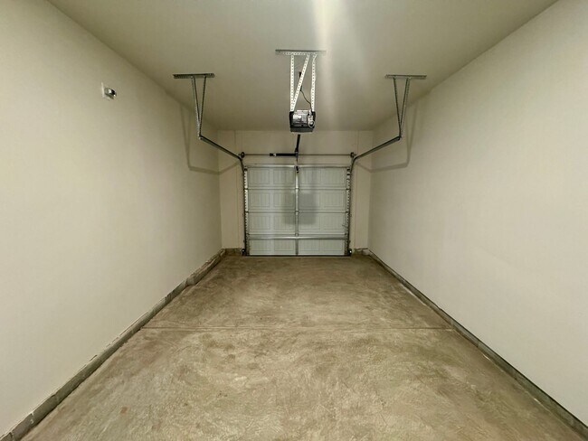 Building Photo - 3BR/2.5BA Townhouse in Monroe