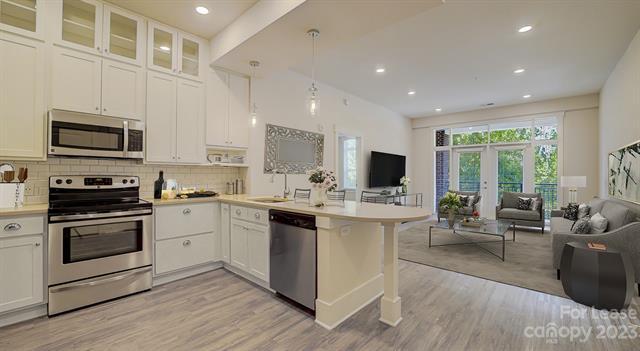 Building Photo - 16408 Holly Crest Ln