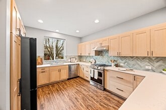 Building Photo - 19222 143rd St E