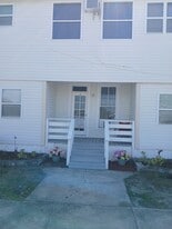 Building Photo - 114 N Dade Ave