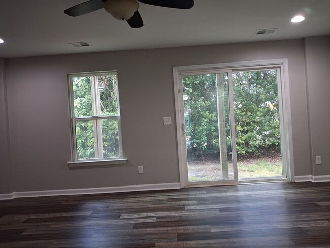 Building Photo - 4301 Saltmarsh Ln