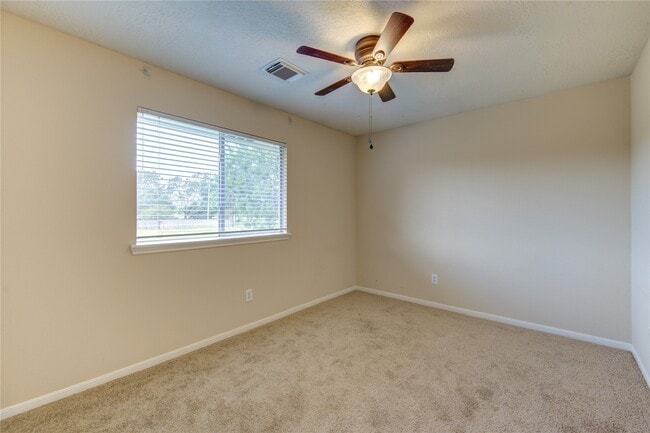 Building Photo - 4219 Margate Dr