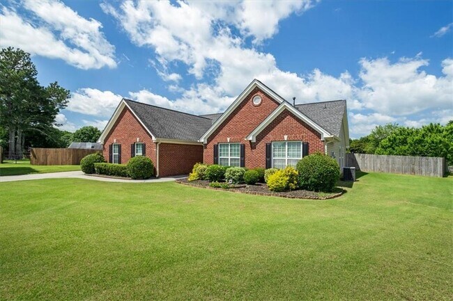 Building Photo - 2615 Snowcrest Pl