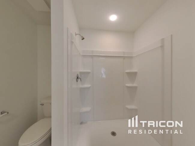 Building Photo - 3060 Dawn Sound Dr