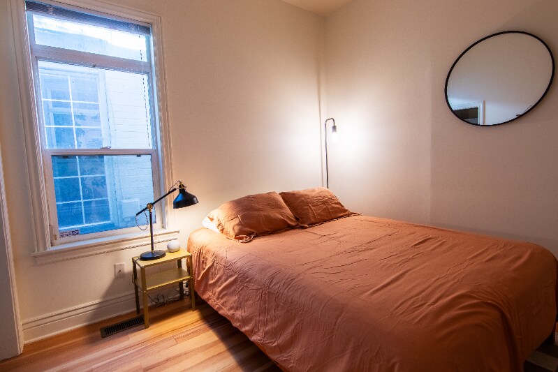 Building Photo - 1748 S 200 E