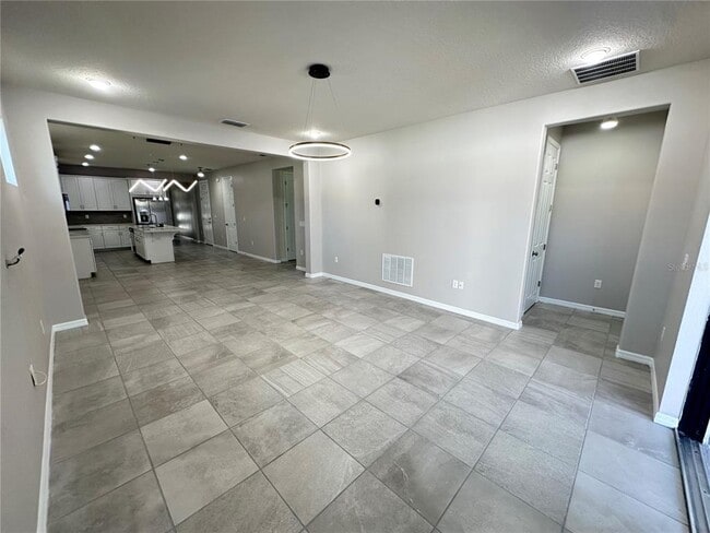 Building Photo - 2516 Annacella Ave