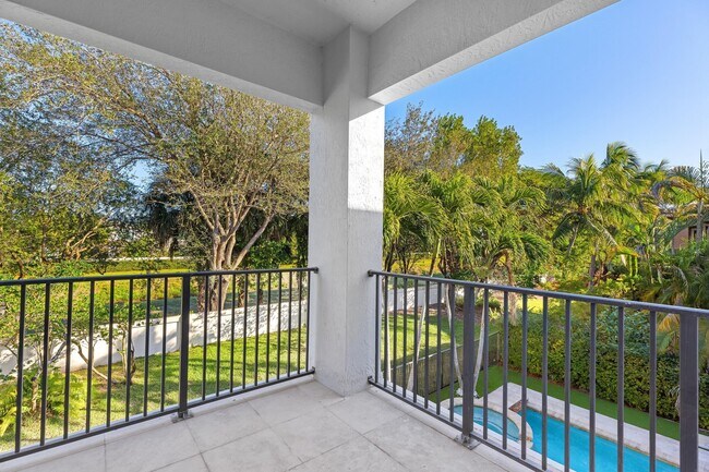 Building Photo - 17606 Circle Pond Ct