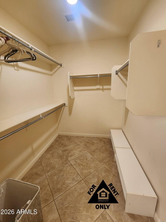 Building Photo - 14750 W Avalon Dr