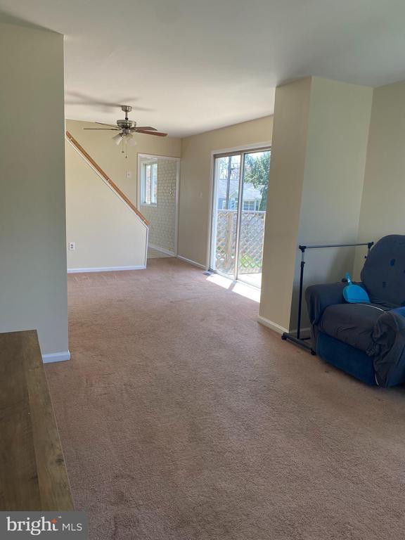 Building Photo - 209 Walnut St