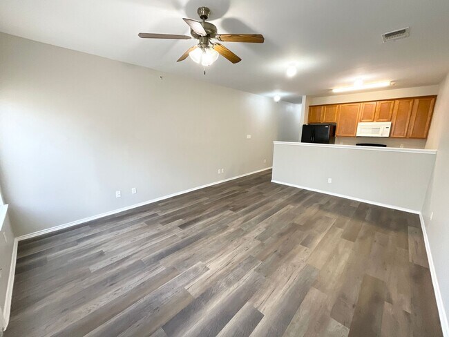 Building Photo - Lovely 2-story | 3-bedroom | 2.5-bath town...