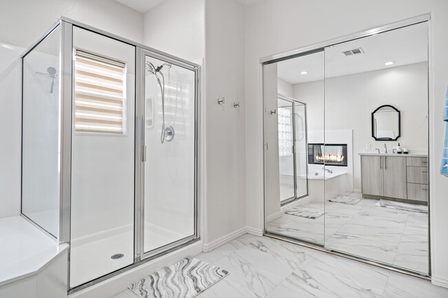 Building Photo - 79535 Dandelion Dr