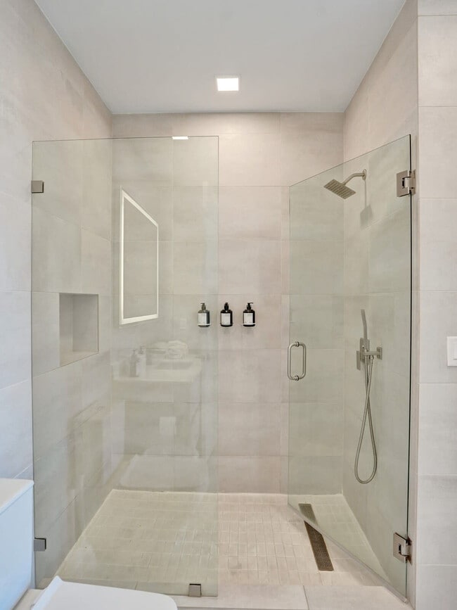 Building Photo - 1220 17th St