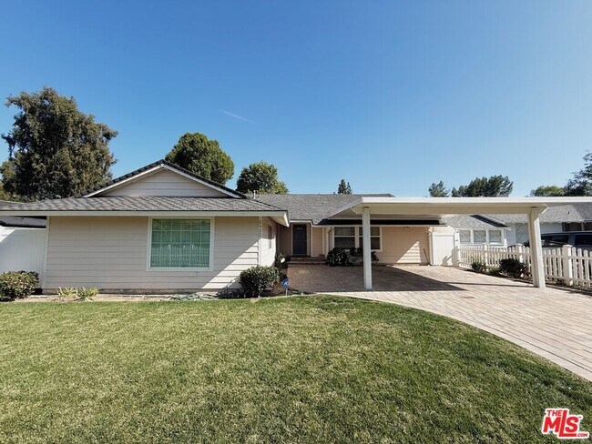 Primary Photo - 5932 Cahill Ave