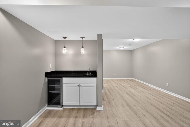 Building Photo - 5816 Apple Wood Ln