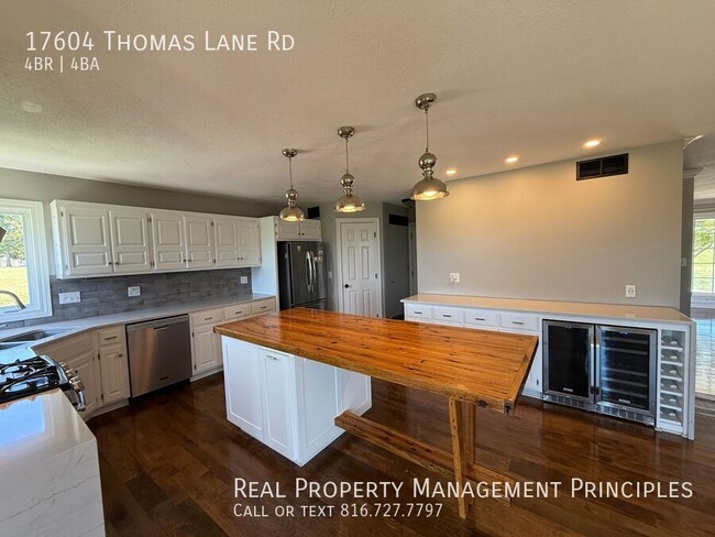 Building Photo - 17604 Thomas Lane Rd