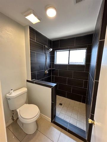 Building Photo - 6825 Anderson Dr