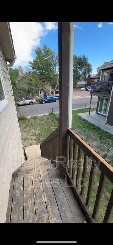 Building Photo - 1161 Mazatlan Cir