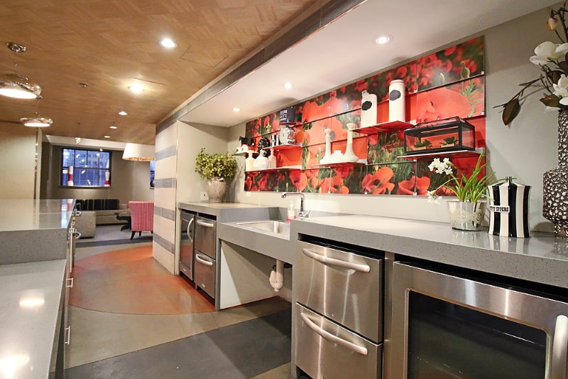 Building Photo - 197 W Randolph St