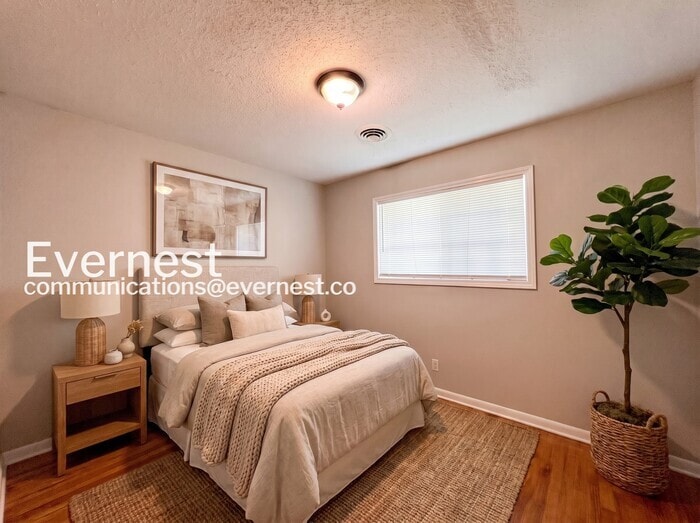 Building Photo - 8297 Baldwyn Cove