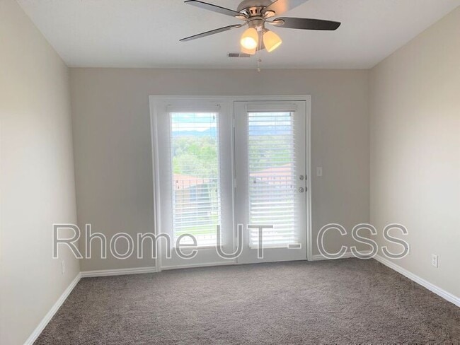 Building Photo - 9639 S Villa Springs Cove