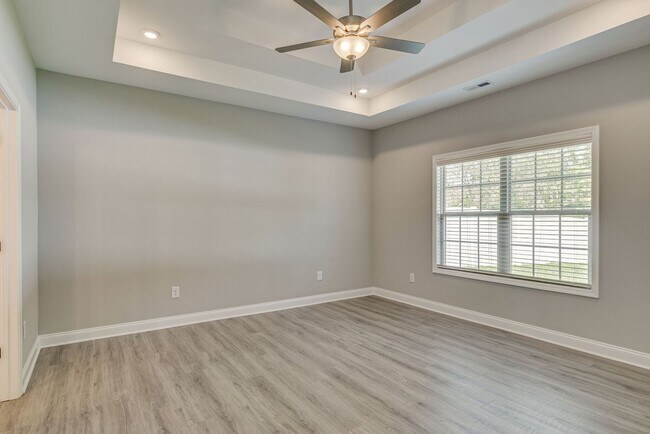 Building Photo - 207 Jesse Dr