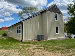 Building Photo - 1206 Dans Rd