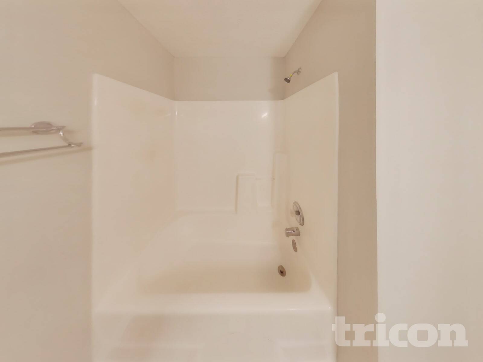 Building Photo - 365 Anna Ave