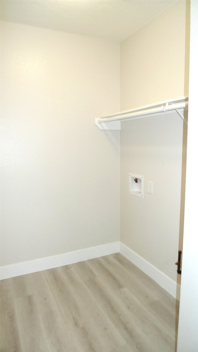 Building Photo - 6707 Lindale Springs Ln