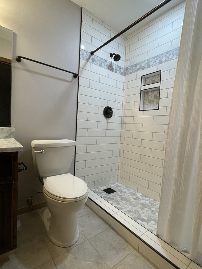 ensuite shower - 3118 S 116th St