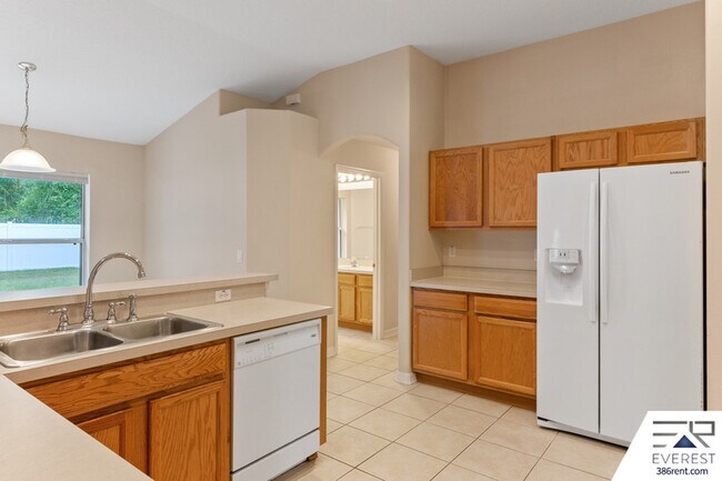 Building Photo - 13 Zinnia Trail