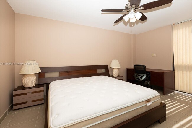 Building Photo - 1500 S Ocean Dr