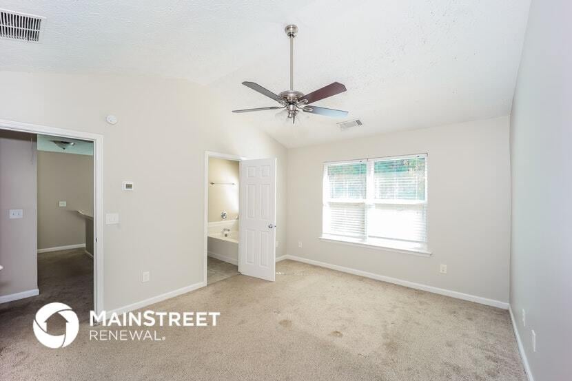 Building Photo - 9510 Lakeview Rd