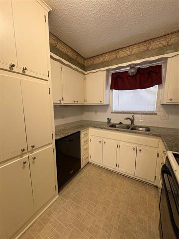 Building Photo - 3722 Tulane Cir