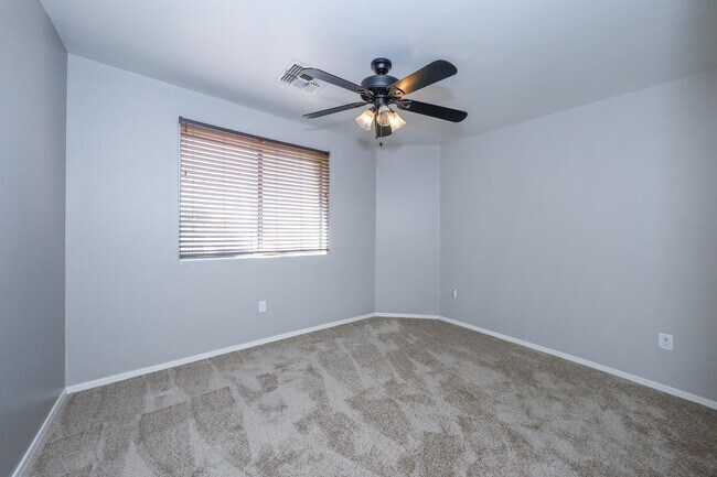 Building Photo - 12665 E Nona Ln