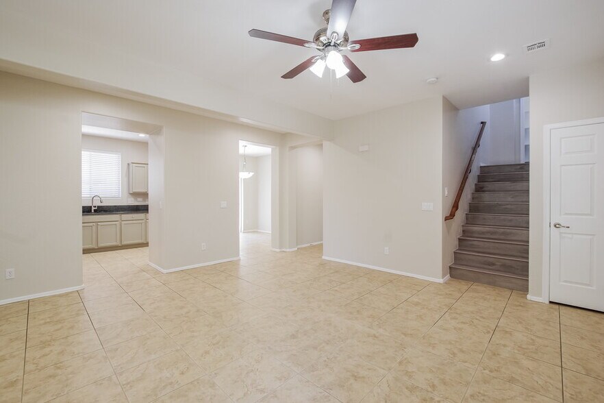 Building Photo - 25934 N 54th Ave