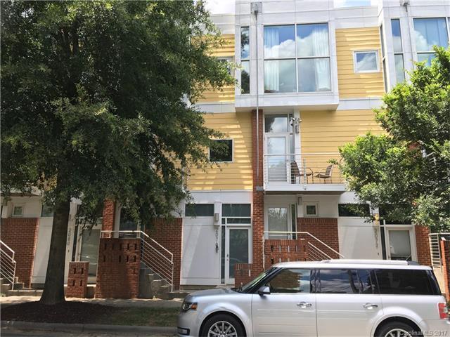 Walk-up to apartment with street parking - 2074 Euclid Ave