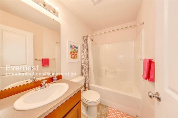 Building Photo - 10394 157th Pl NE