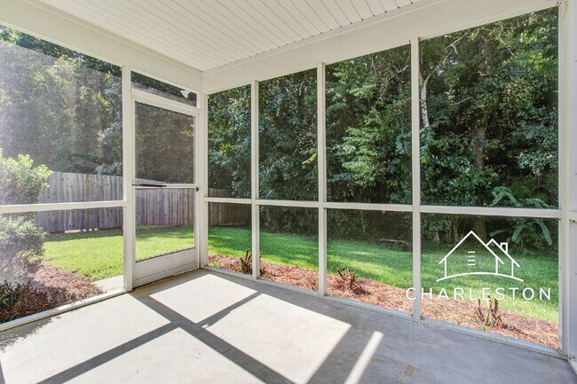 Building Photo - 5135 Ballantine Dr