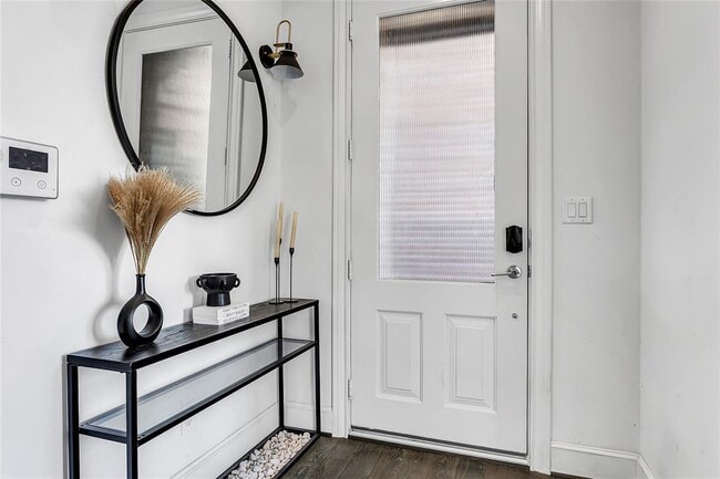 Building Photo - 4128 Willowbend Blvd