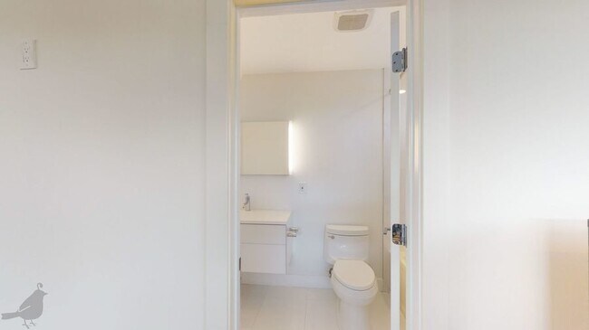 Building Photo - 1103 9th St NE