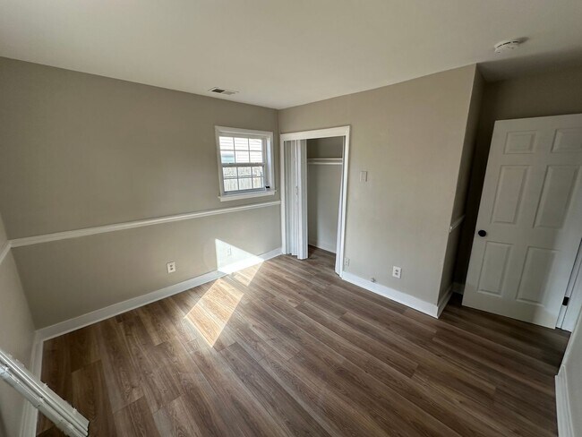 Building Photo - PRINCESS ANNE PLAZA